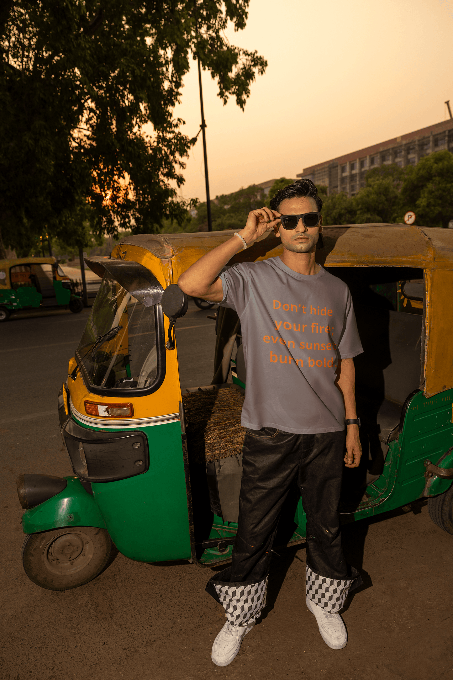 Sunset inspirational graphic tee