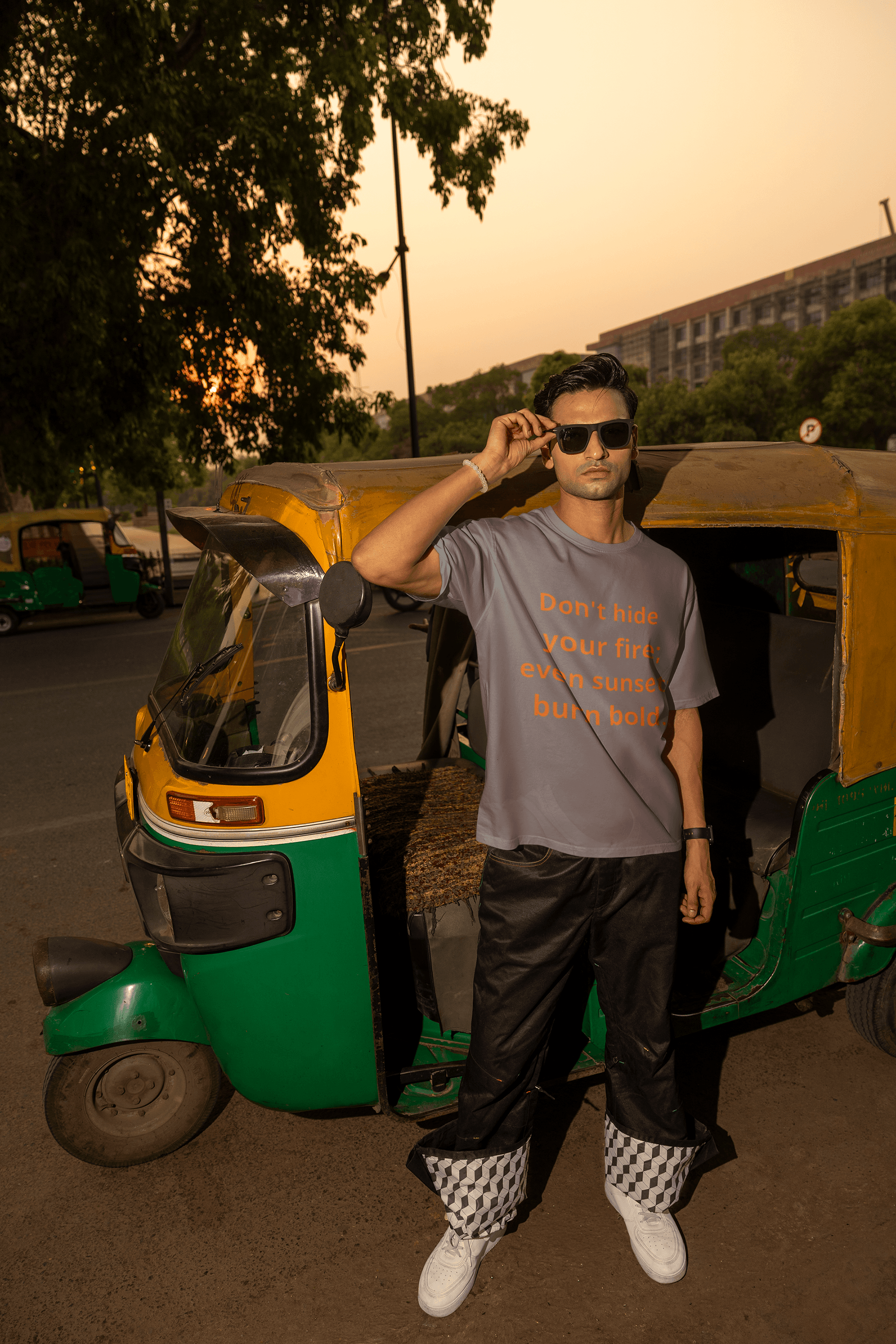 Sunset inspirational graphic tee