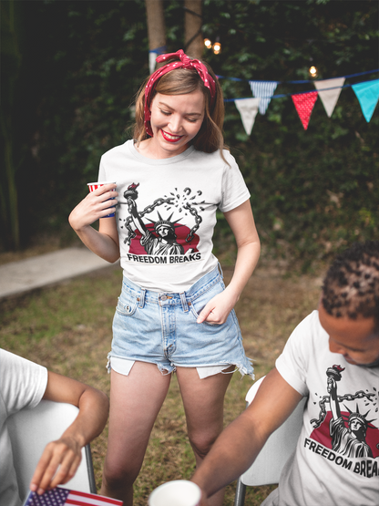 Freedom Breaks T-Shirt/ 7 Stage Streetwear